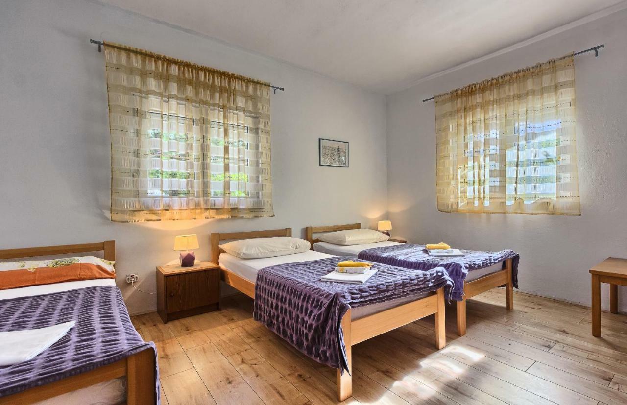 Apartments Milenka Τρογκίρ Εξωτερικό φωτογραφία