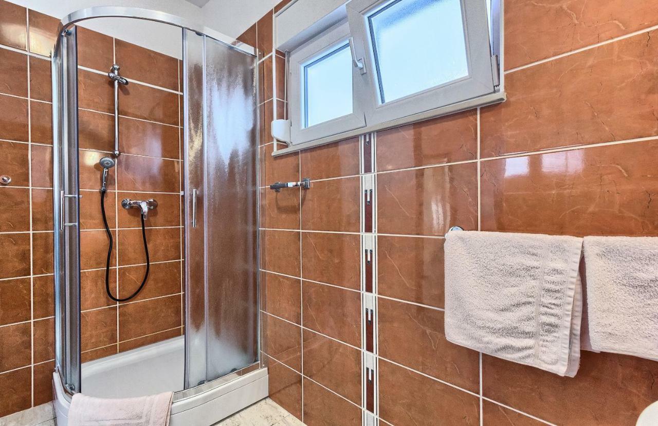 Apartments Milenka Τρογκίρ Εξωτερικό φωτογραφία